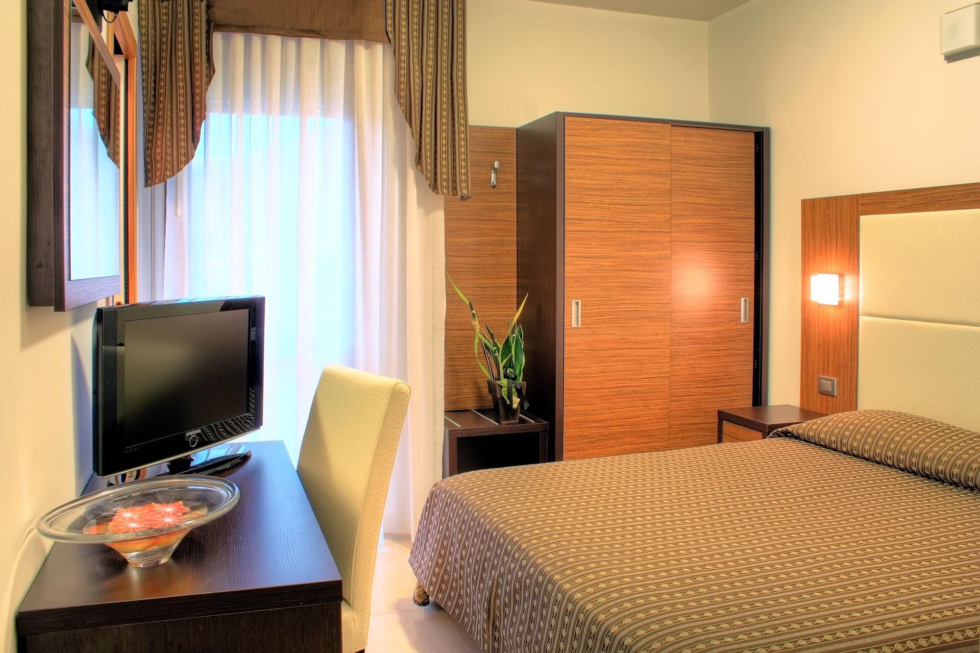 רימיני Hotel Palos מראה חיצוני תמונה