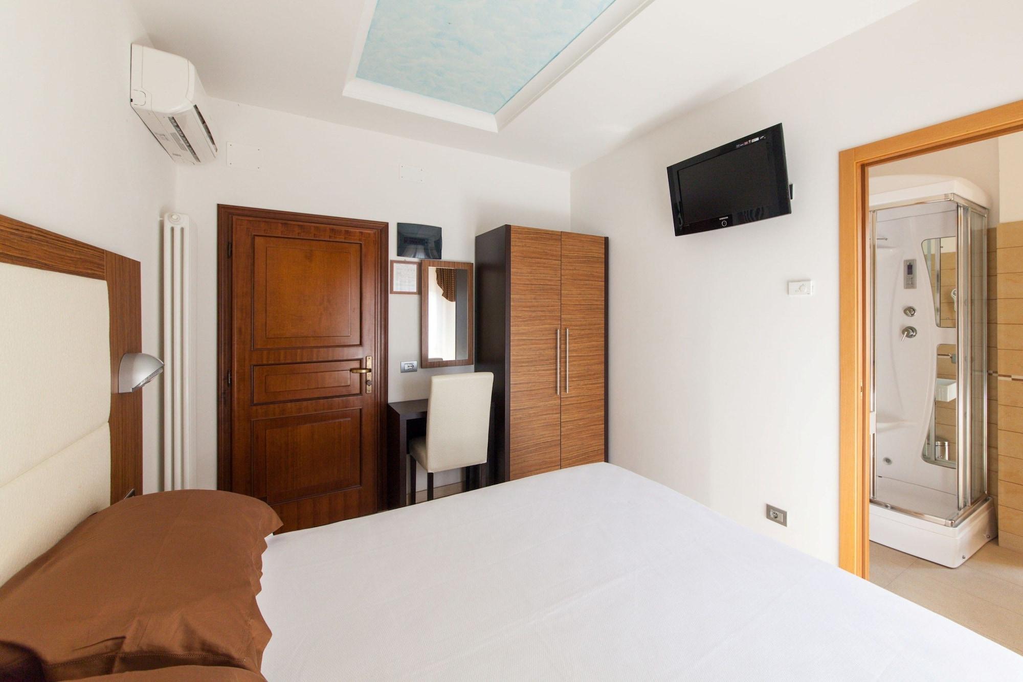 רימיני Hotel Palos מראה חיצוני תמונה