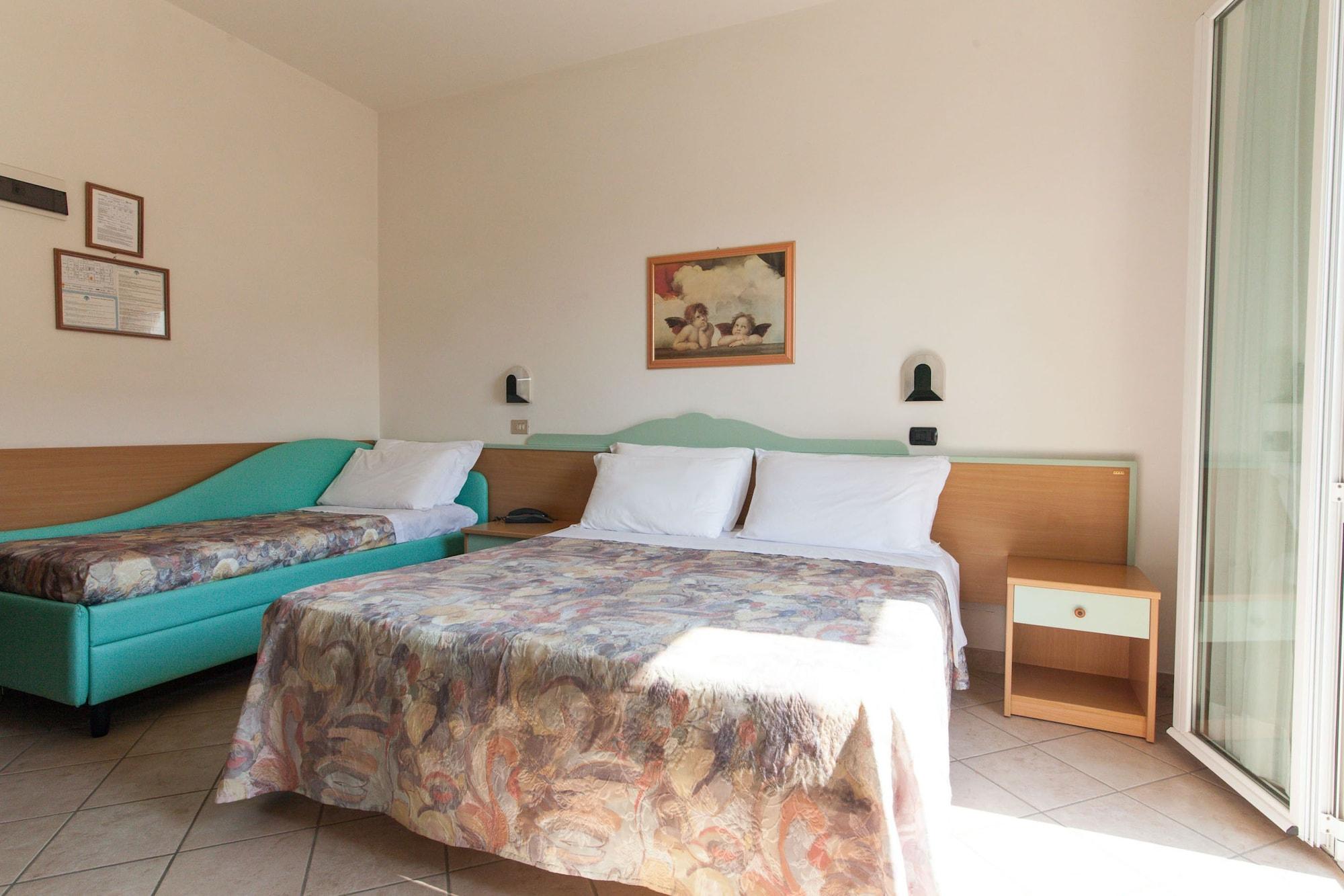 רימיני Hotel Palos מראה חיצוני תמונה