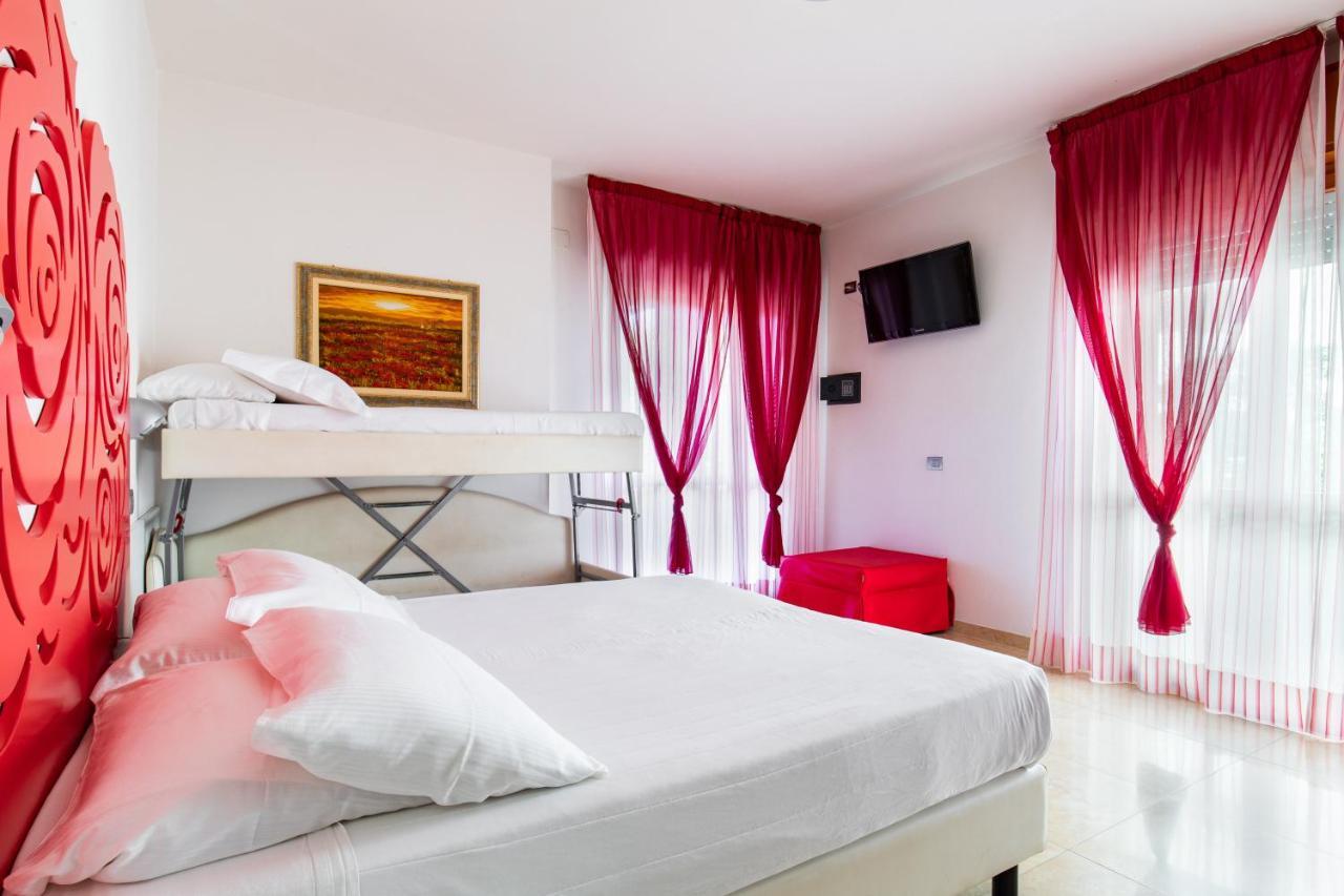 רימיני Hotel Palos מראה חיצוני תמונה