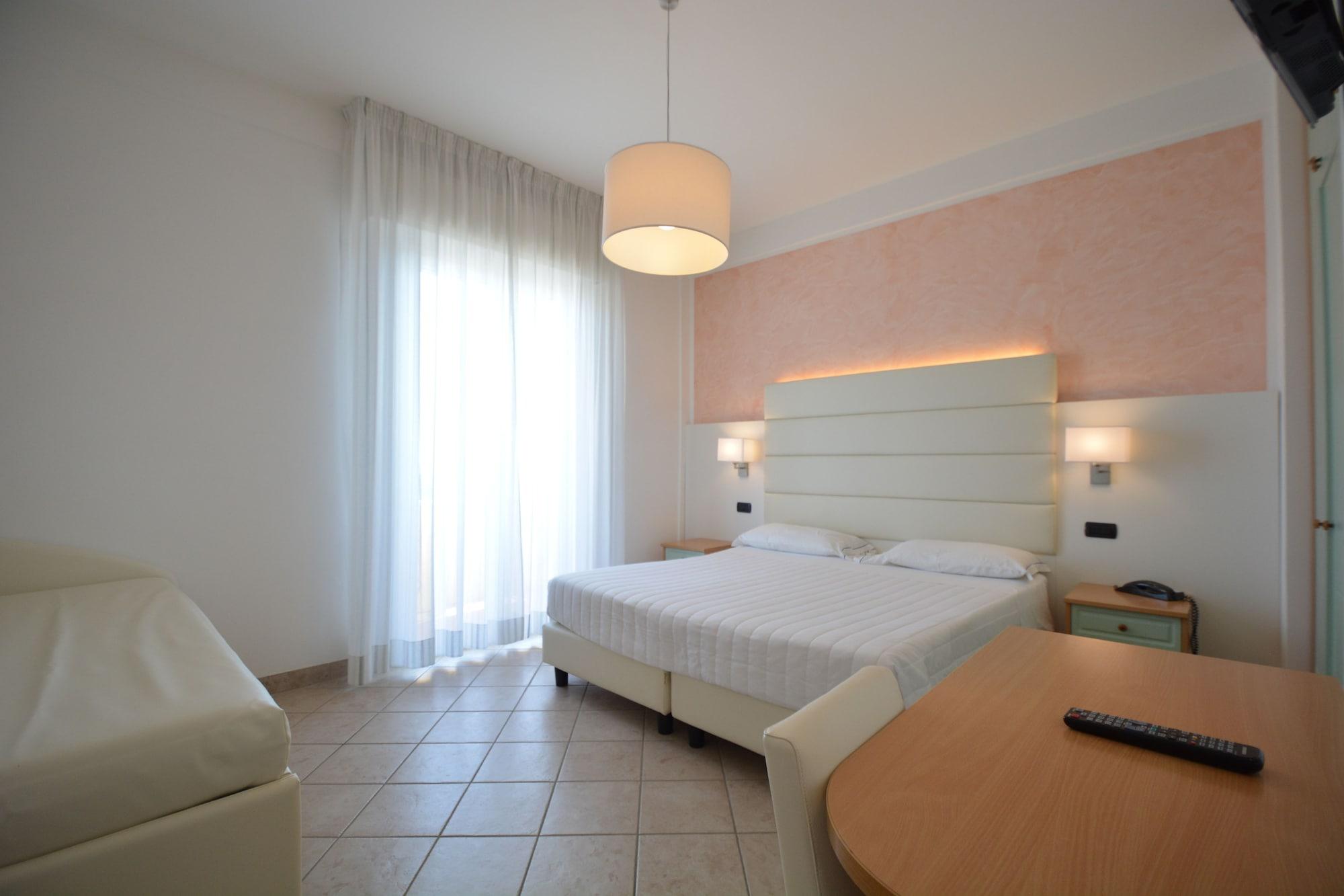 רימיני Hotel Palos מראה חיצוני תמונה