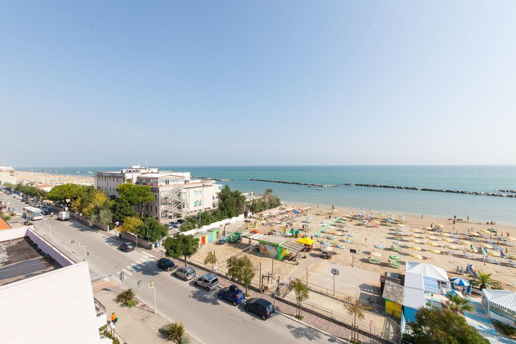רימיני Hotel Palos מראה חיצוני תמונה